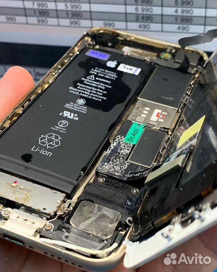 Ремонт iPhone Замена экрана Замена аккумулятора