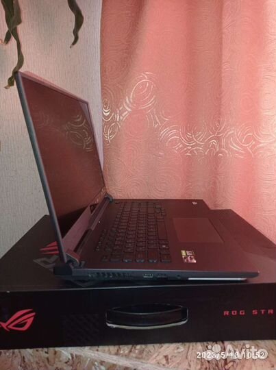 Игровой ноутбук asus rog strix g17