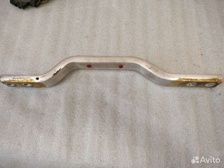 Усилитель пола Mercedes W205