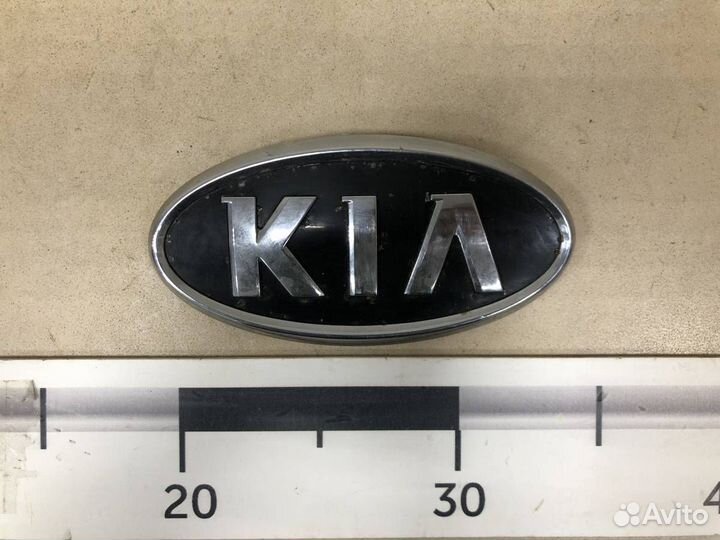 Эмблема Kia Sorento XM 2009