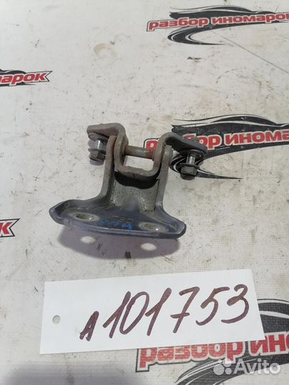 Петля двери задней правой нижняя Lanos A15SMS T100