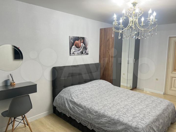 2-к. квартира, 66 м², 1/5 эт.