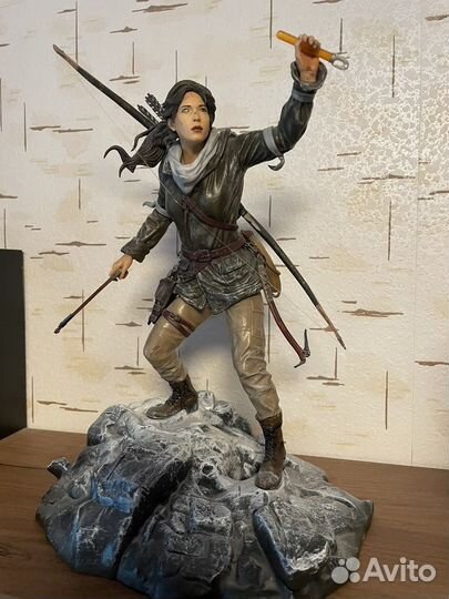 Коллекционные фигурки Assassin's Creed и др