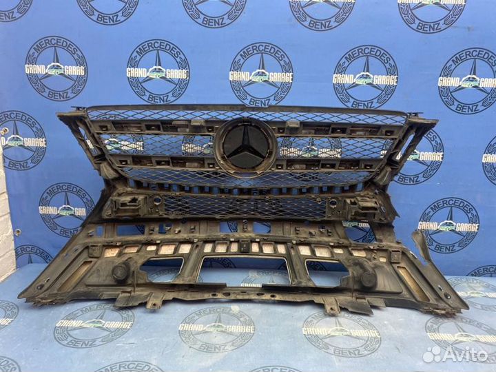 Решетка радиатора Mercedes-Benz W166