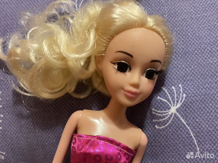 Кукла барби