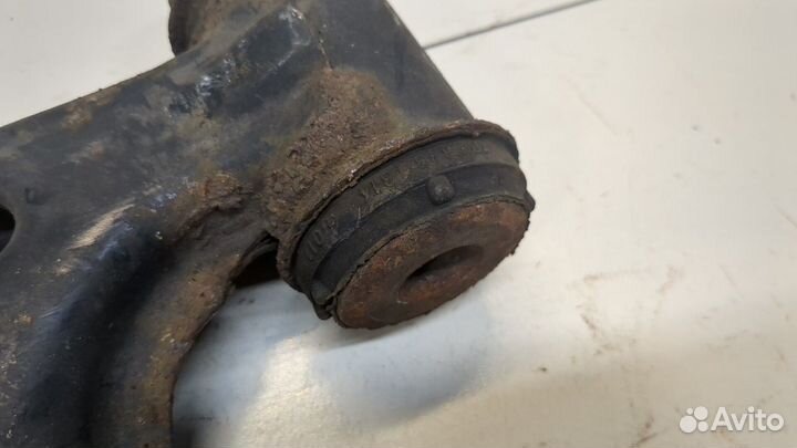 Рычаг подвески Mercedes S W140, 1993