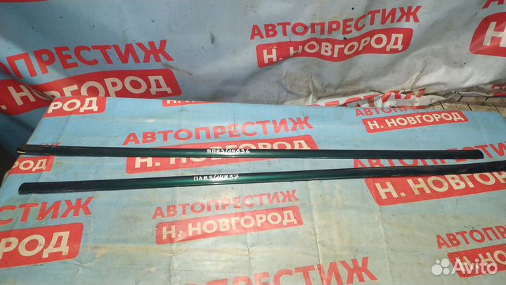 Молдинг двери передний Форд Мондео 3