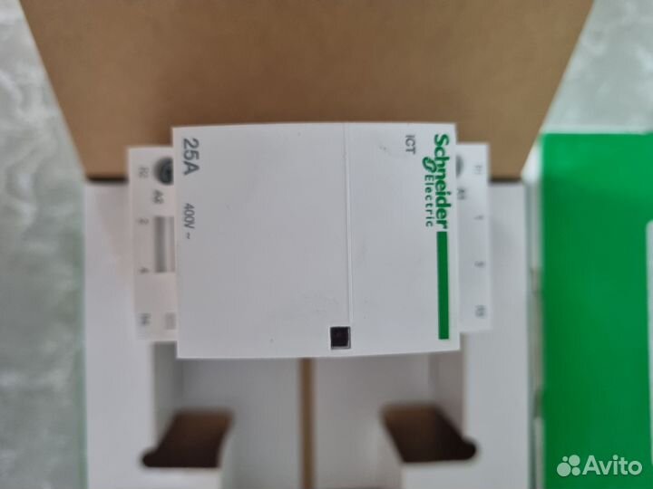 Контактор модульный Schneider Electric (A9C20838)