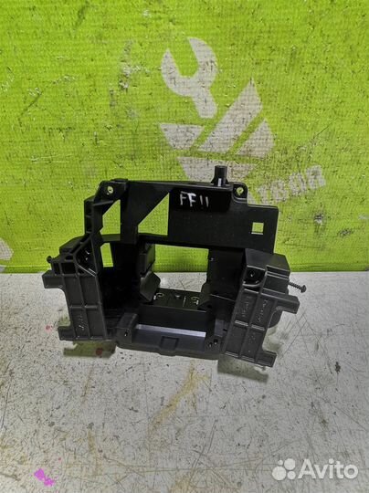 Кронштейн (сопут. товар) Форд Фокус 2