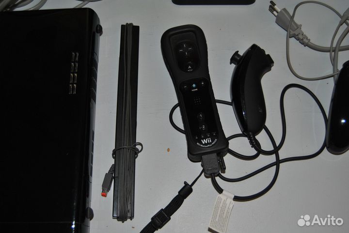 Nintendo Wii U Limited Edition Pack (Не прошитая)