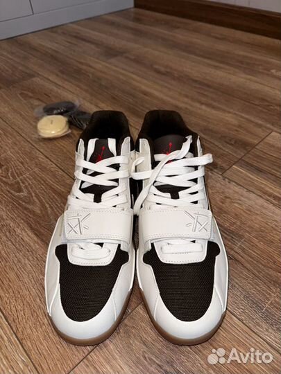 Кроссовки Nike Travis Scott x Jordan Cut