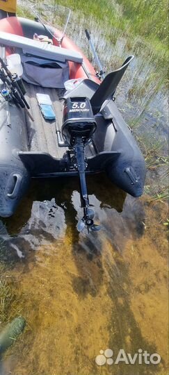 Лодка Gladiator с мотором Mercury 5 л.с. 2 такта