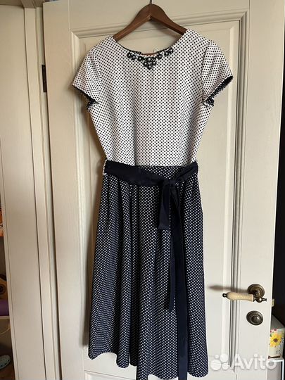 Платье нарядное р-р 42-44