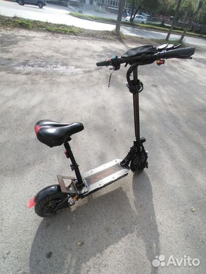 Самокат взрослый электрический
