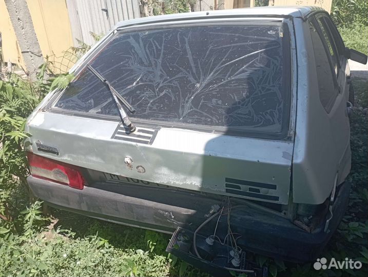 ВАЗ 2109 1.5 МТ, 1998, битый, 290 000 км