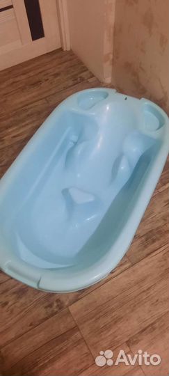 Ванночка для купания с горкой