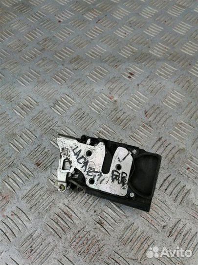 Замок двери передний правый Chevrolet Lacetti J200