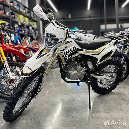 Эндуро мотоцикл BSE Z3