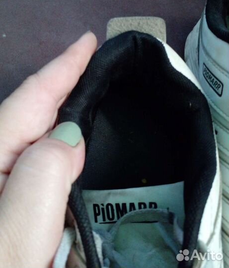 Кроссовки белые 43 размер б.у. целые мужские рцр