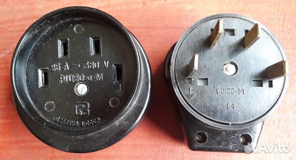 Соединитель электрический