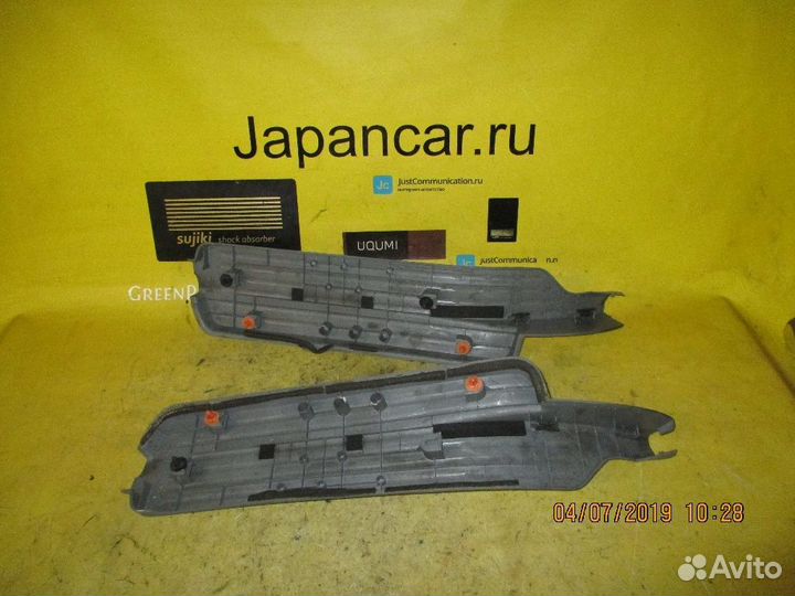 Накладка на порог салона Nissan Presage U30