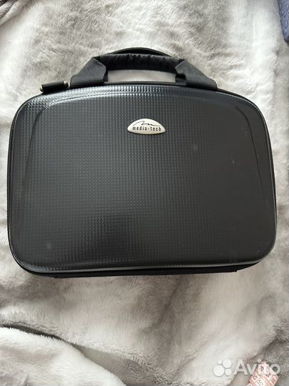 Кейс для планшета и разных гаджетов