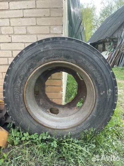 Yokohama 275/70 R22.5