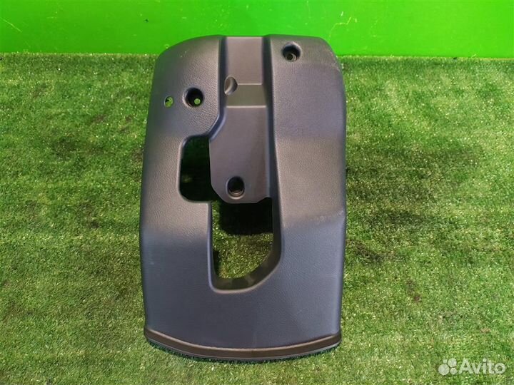 Кожух рулевой колонки нижний Honda FR-V (BE1) 2006