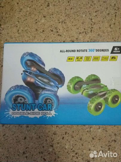 Радиоуправляемая машина перевёртыш 828D. New