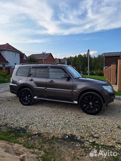 Mitsubishi Pajero 3.0 AT, 2012, 211 000 км