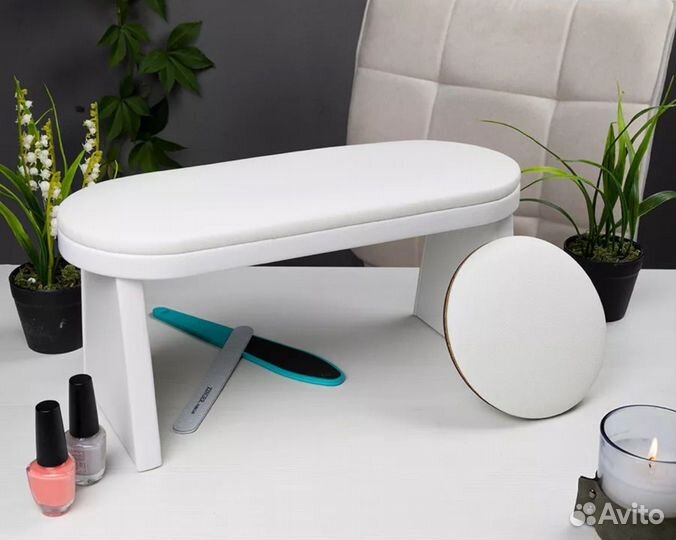 Подставка и пылесос + бафы для маникюра