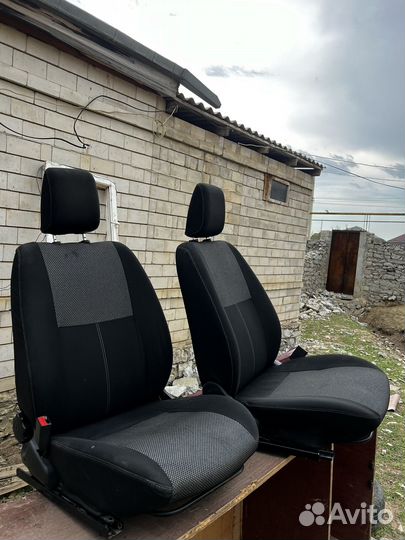 Сиденья на гранта