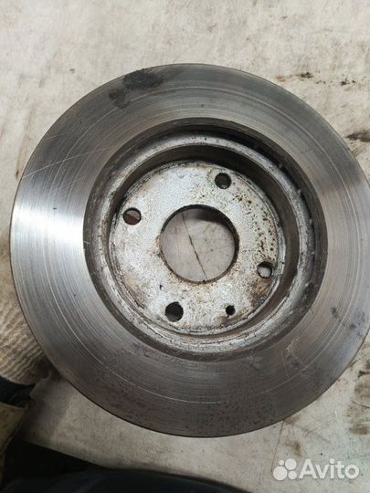 Диск тормозной передний левый Chevrolet Lacetti