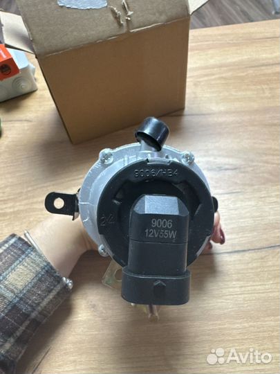 Противотуманная фара 9006/HB4