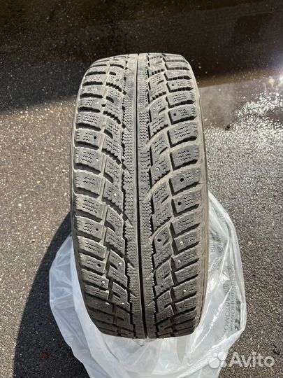 Marshal I'Zen RV Stud KC16 225/60 R17 103T