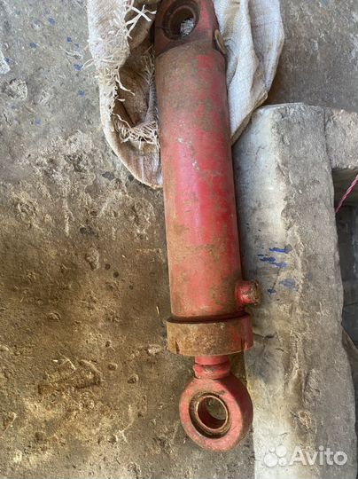 Цилиндр гидравлический