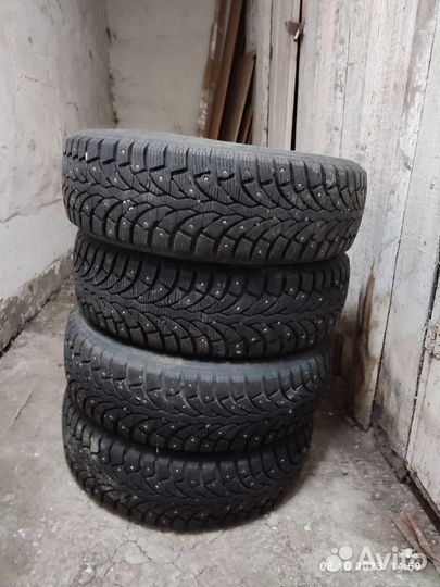 Pirelli Formula Ice 185/85 R15 81T