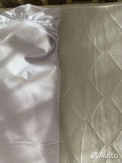 Детская кровать+ матрас+бортики с пост бельем