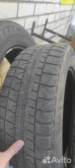 Bridgestone Blizzak RFT 215/60 R16