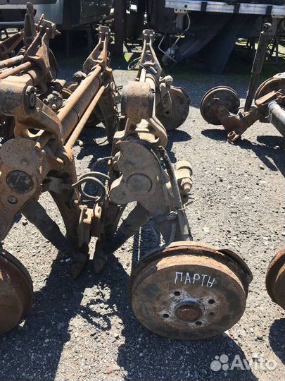 Задняя балка Peugeot Partner