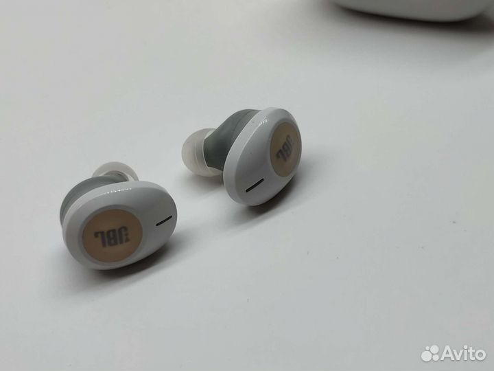 Беспроводные наушники JBL Tune 120 TWS, белый