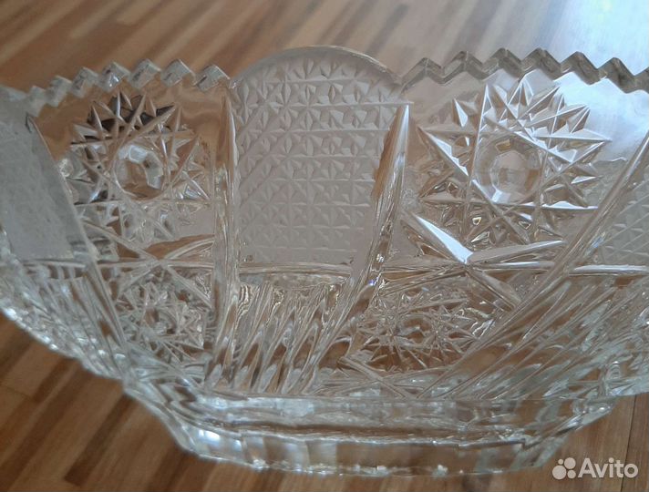 Ваза хрустальная,ладья