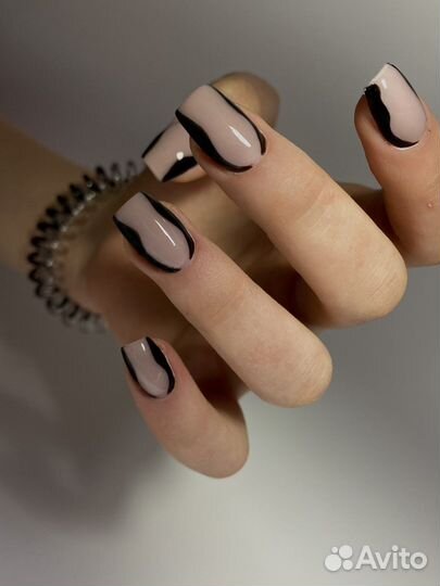 Маникюр