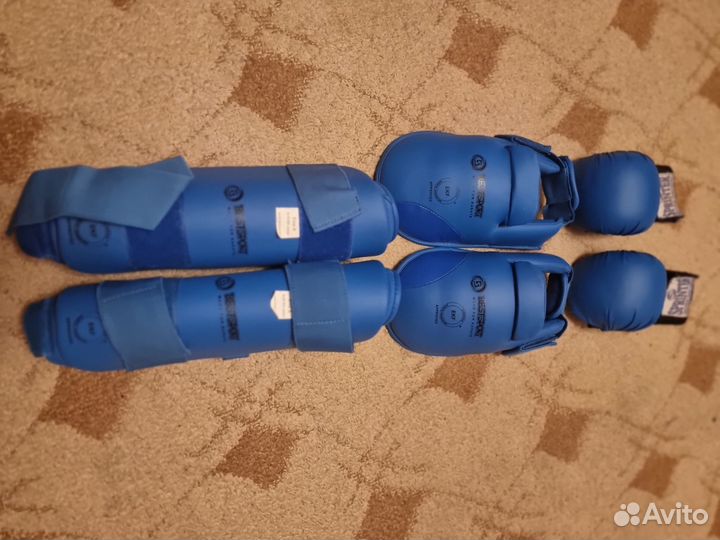 Защита голени и перчатки Bestsport бу