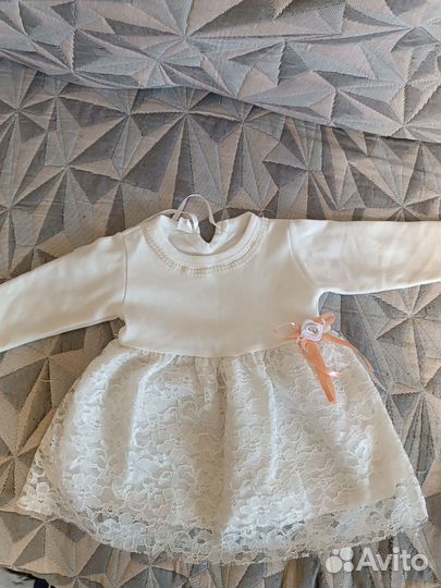 Продам платья для двойни