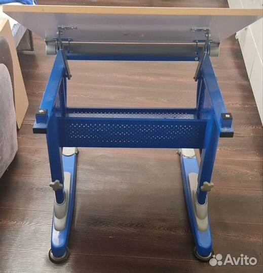 Растущая школьная парта