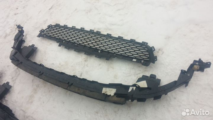 Land Rover Discovery Sport L550 решетка бампера