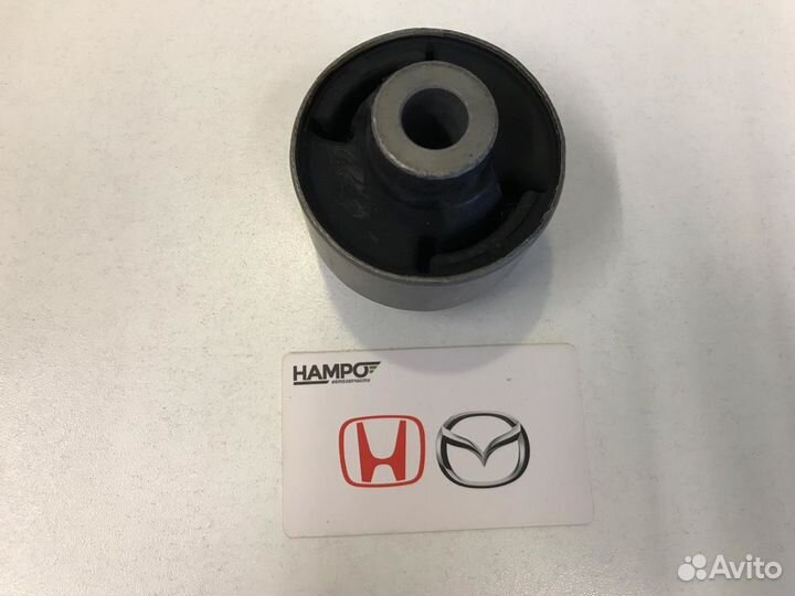Сайлентблок pычага нижнего передний Honda Civic