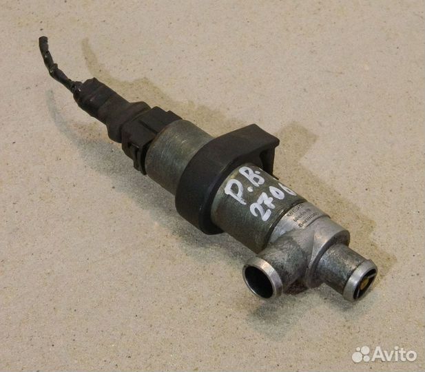Клапан холостого хода VW Passat B3