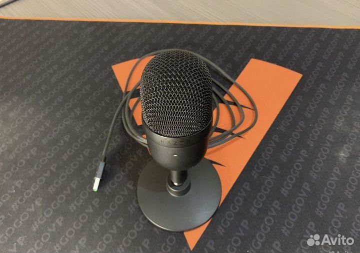 Игровой микрофон для компьютера Razer Seiren Mini
